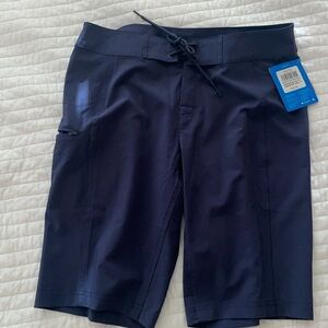 Columbia board short